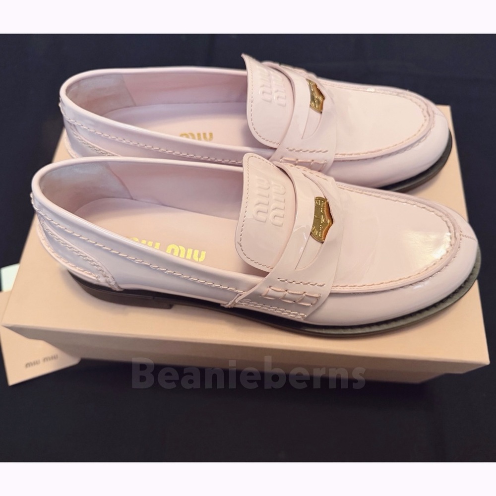 NIB Miu Miu Patent Leather Penny Loafers Light Pink Size 37.5 IT